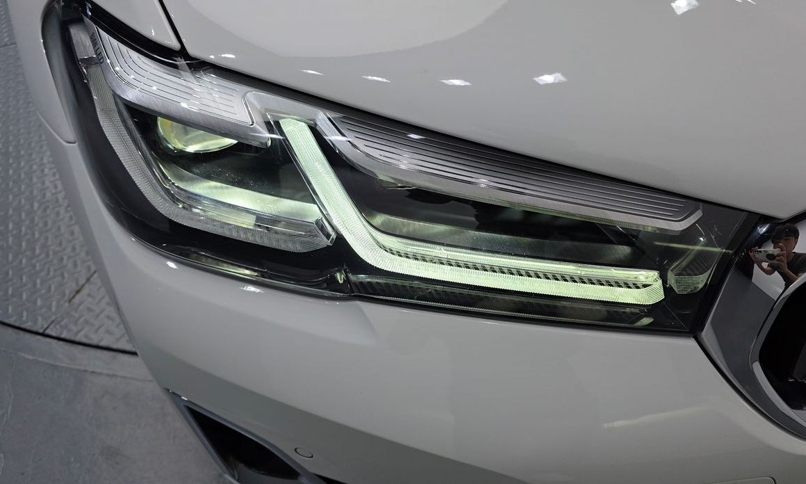 BMW 5-Series 2023
