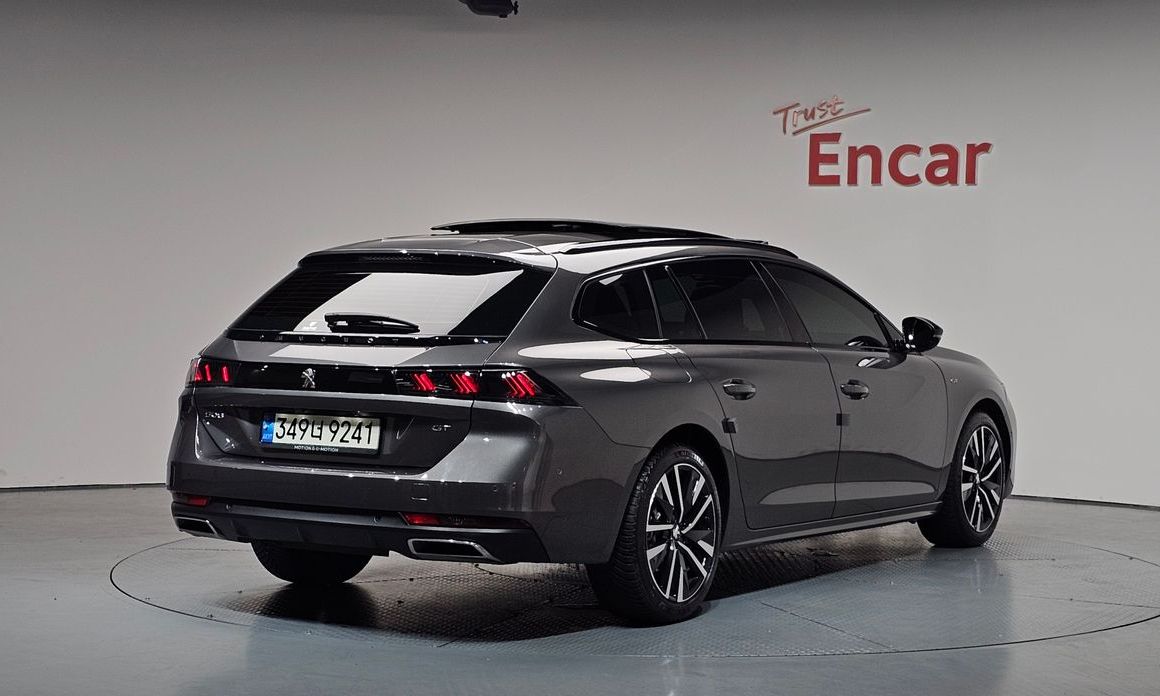 Peugeot 508 2021