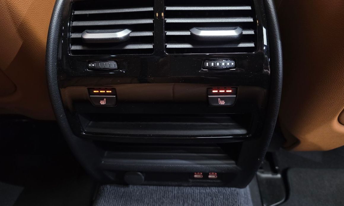 BMW 5-Series 2023