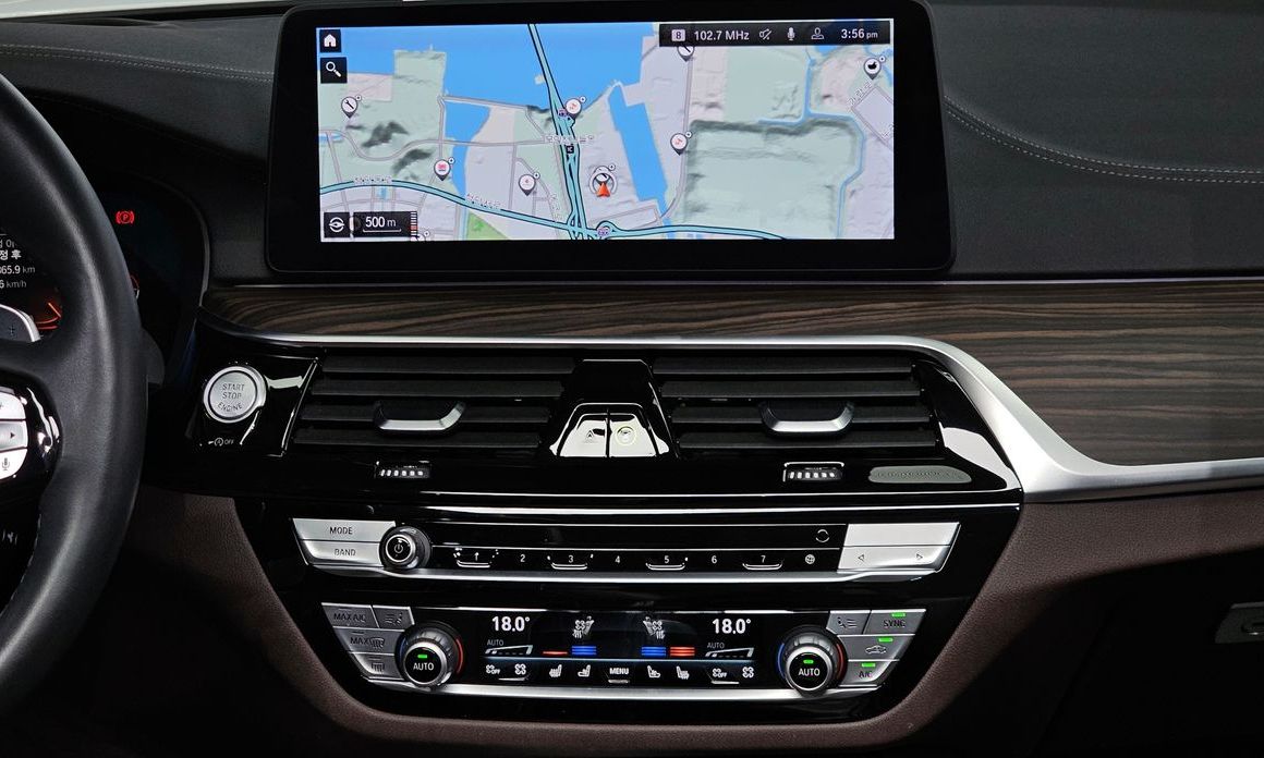 BMW 5-Series 2021