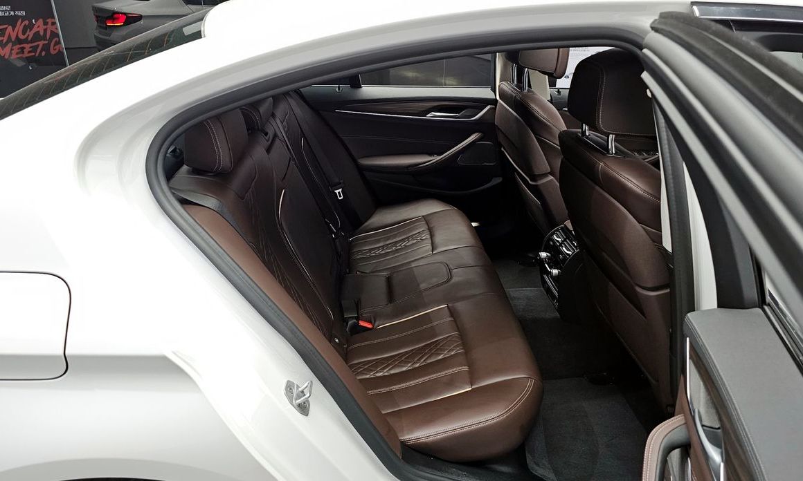 BMW 5-Series 2021