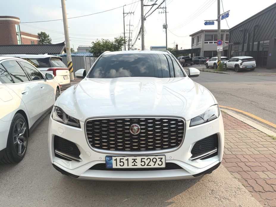 Jaguar F-PACE 2021