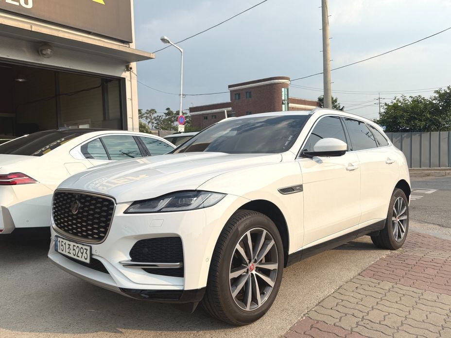 Jaguar F-PACE 2021