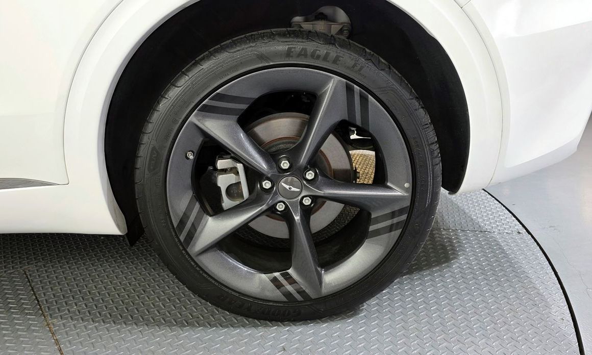 Genesis GV70 2023