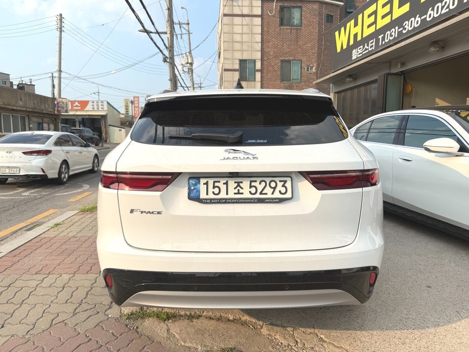 Jaguar F-PACE 2021
