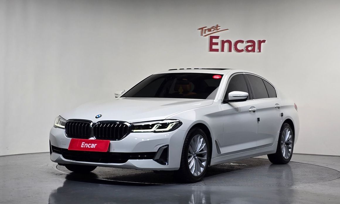 BMW 5-Series 2022