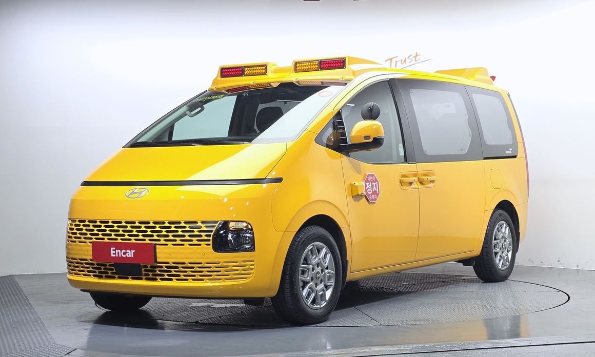 Hyundai Staria 2025