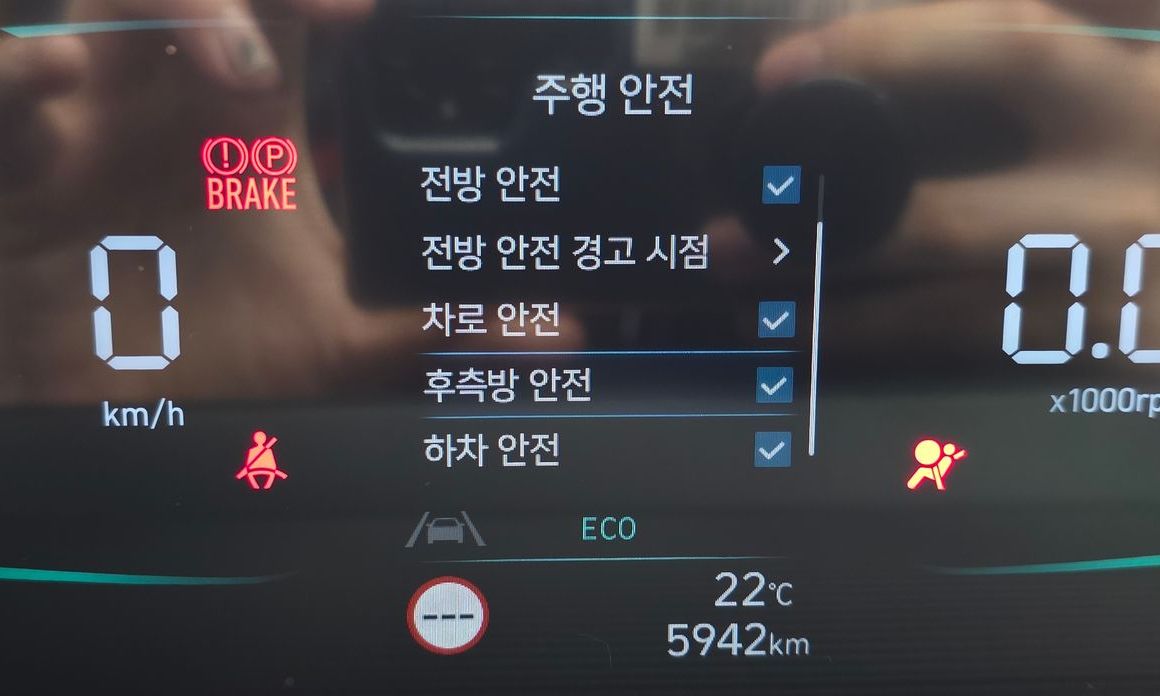 Hyundai Staria 2025