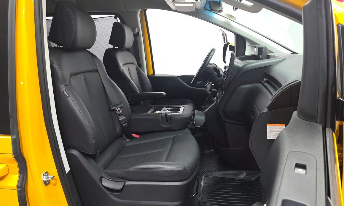 Hyundai Staria 2025