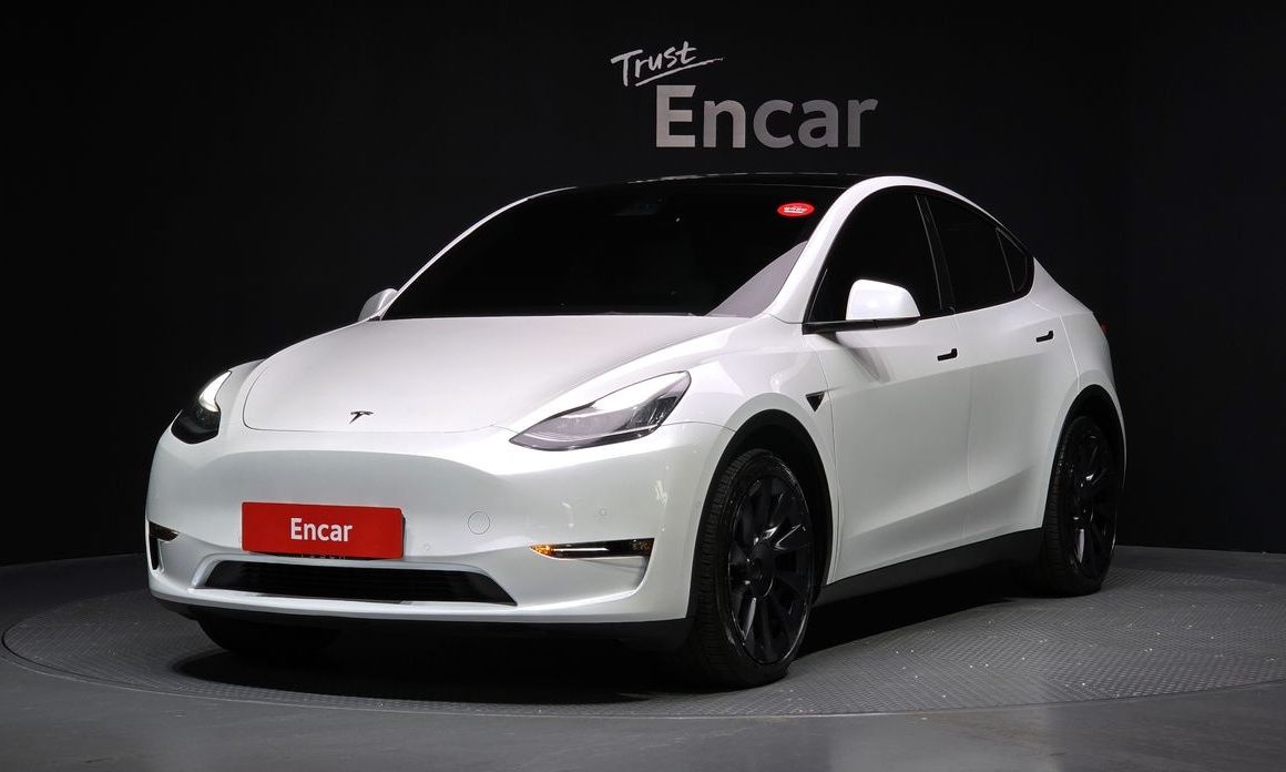 Tesla Model Y 2021