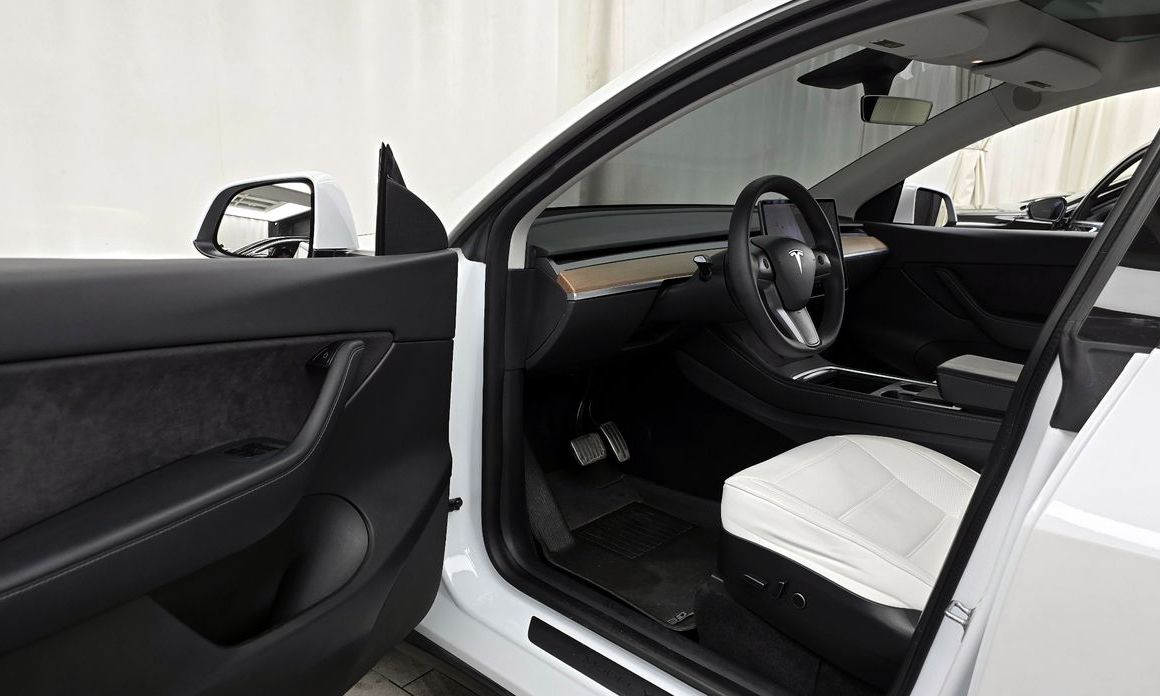 Tesla Model Y 2021