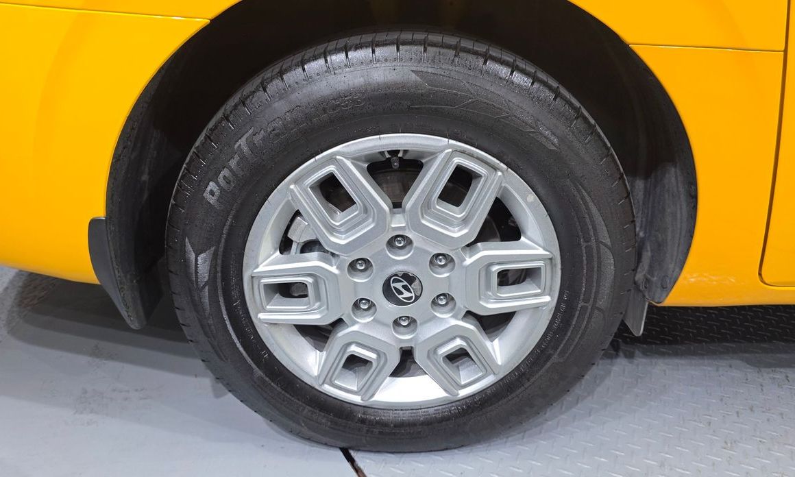 Hyundai Staria 2025