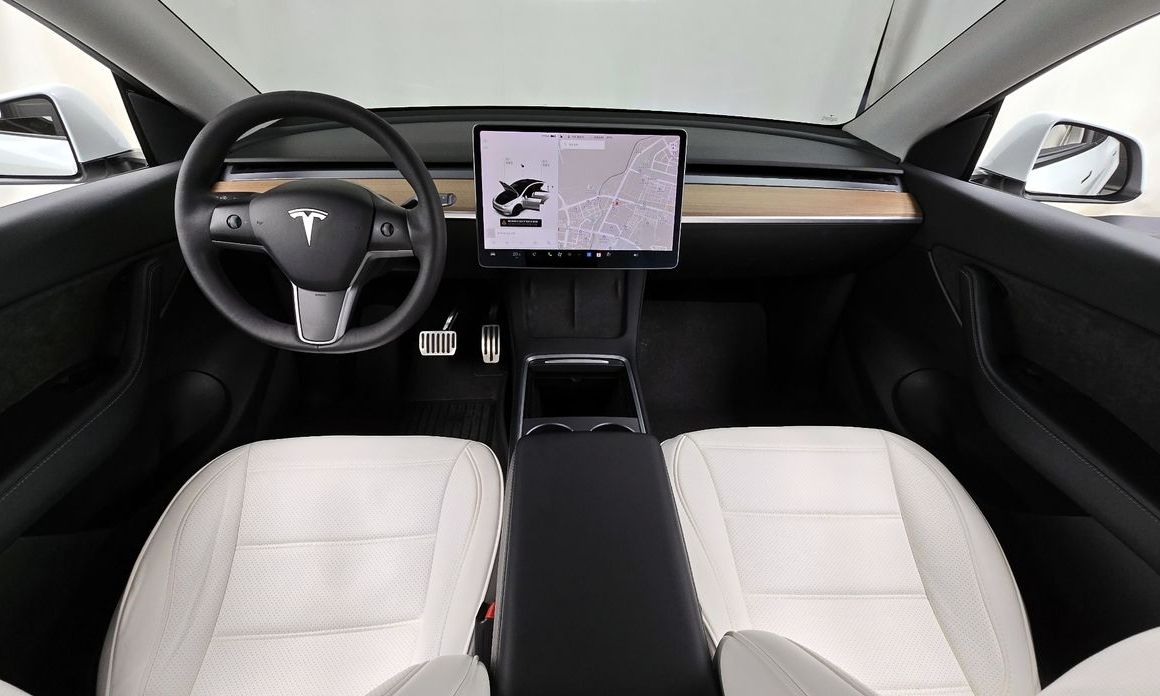 Tesla Model Y 2021