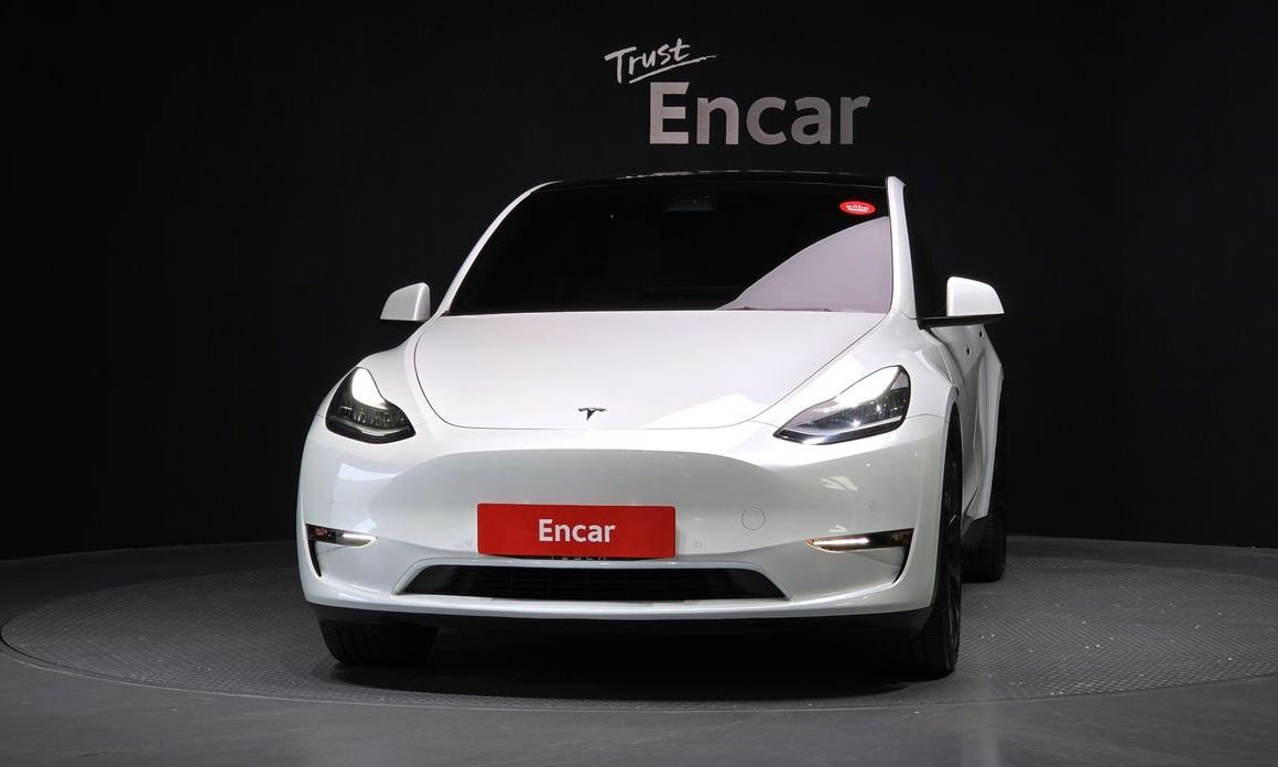 Tesla Model Y 2021