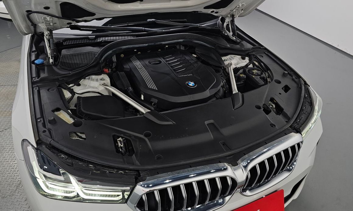 BMW Gran Turismo 2021