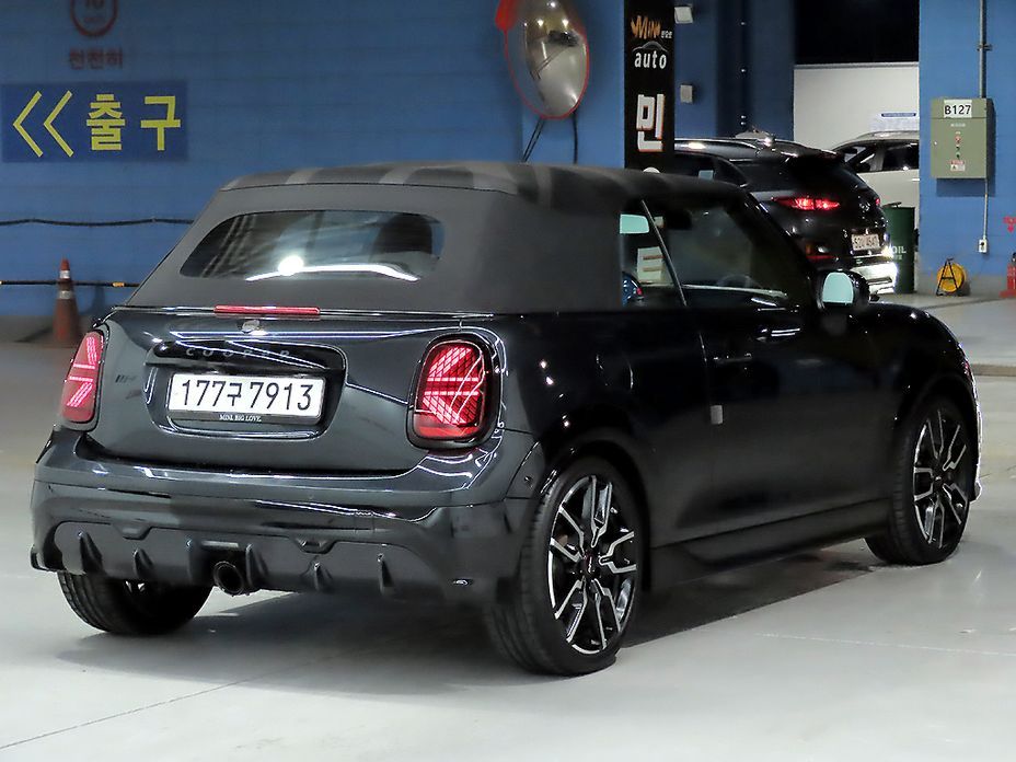 Mini Cooper Convertible 2025