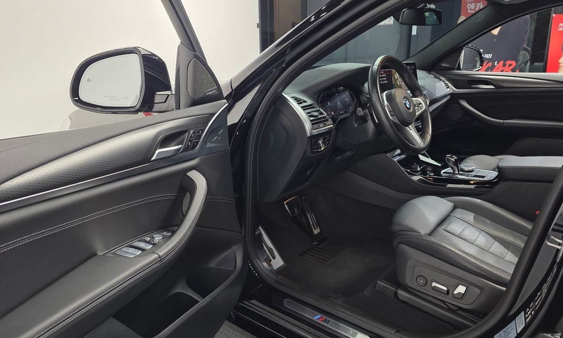 BMW X4 2023