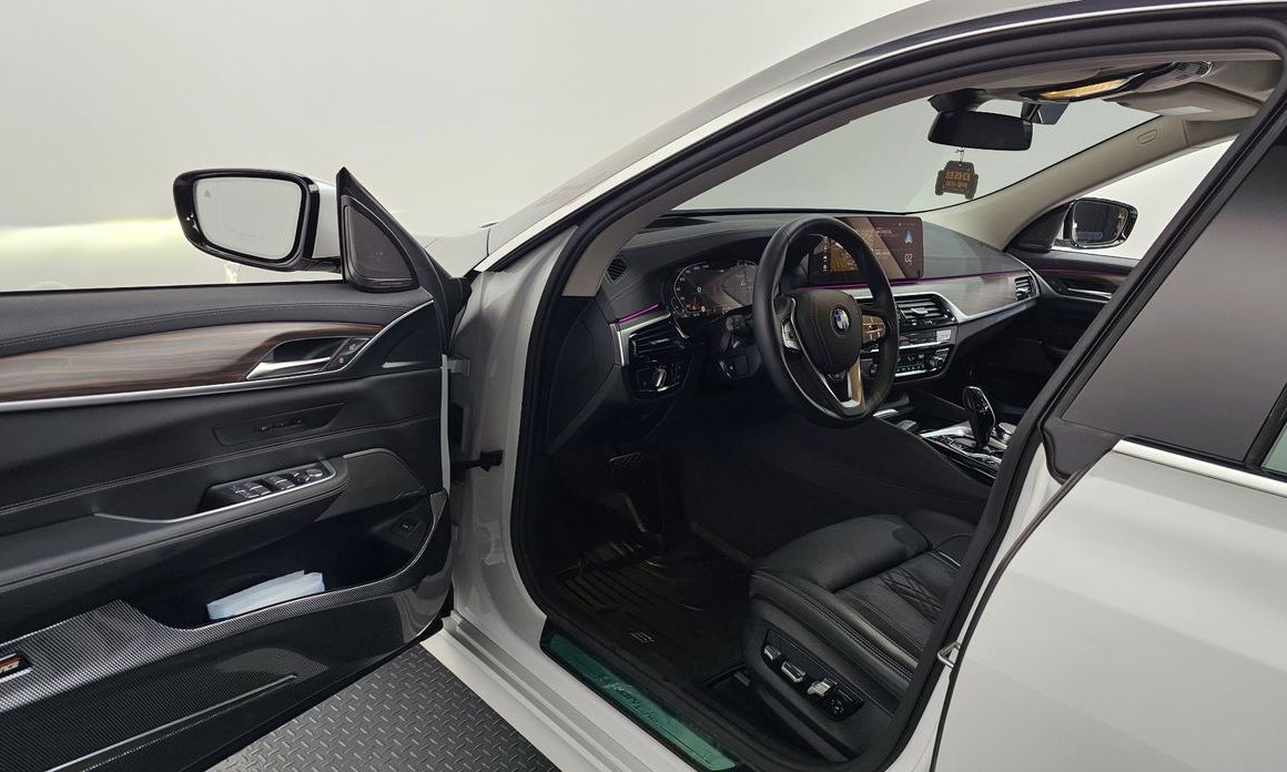 BMW Gran Turismo 2023