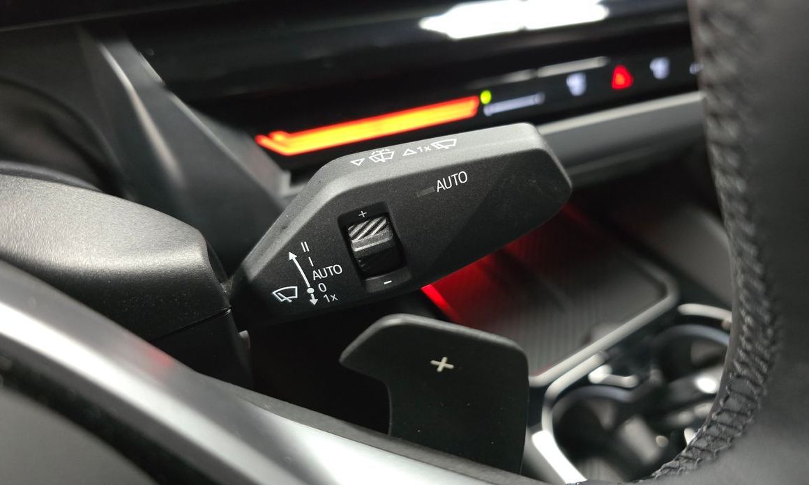 BMW 5-Series 2024