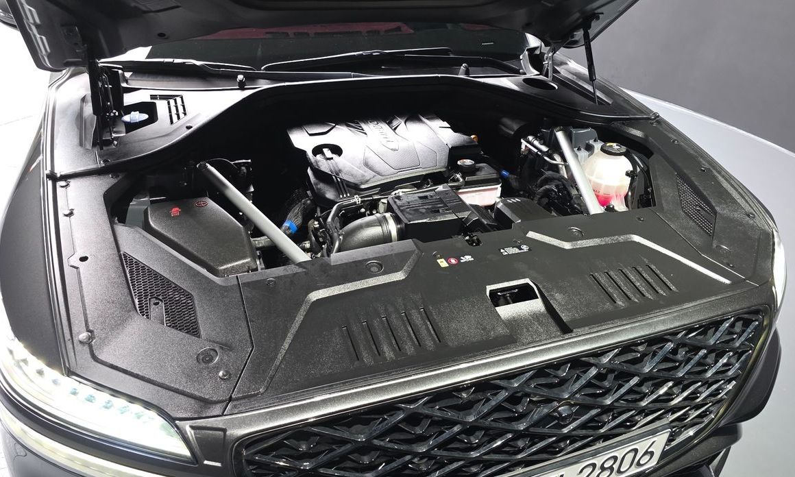 Genesis GV70 2025