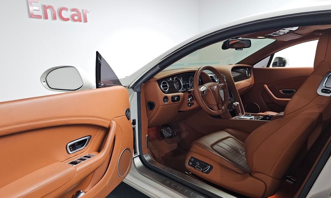 Bentley Continental 2013