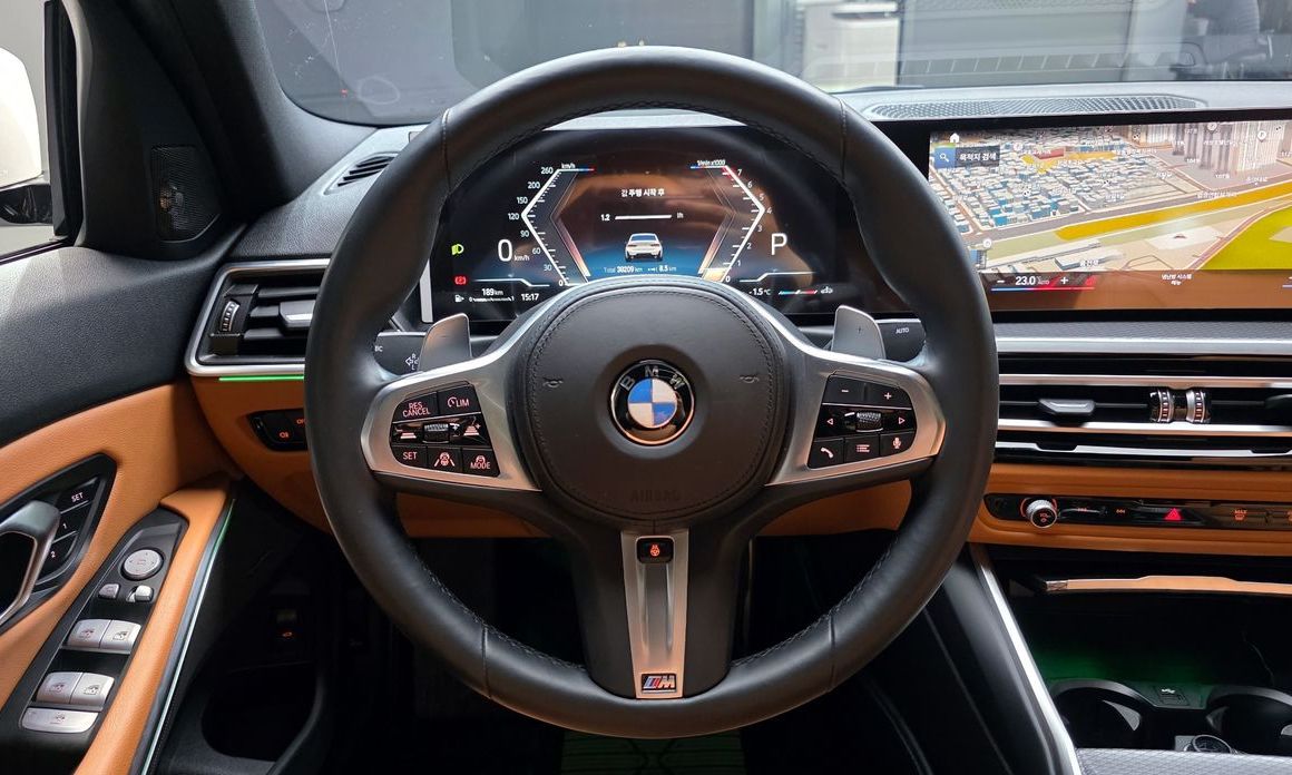 BMW 3-Series 2023