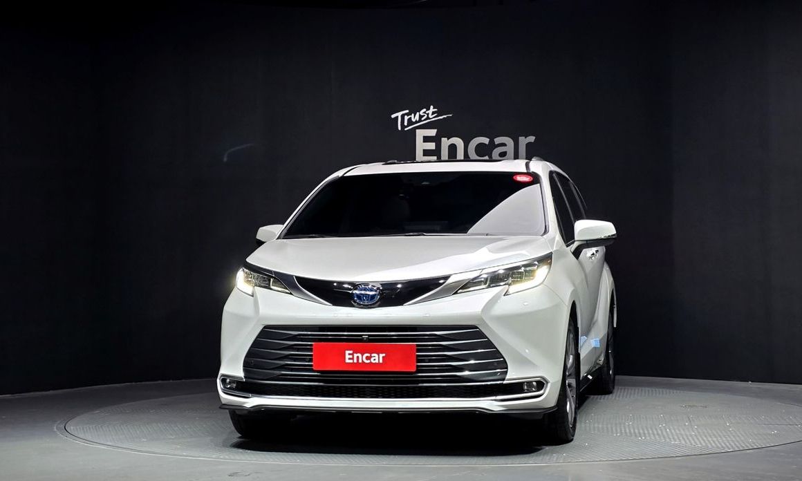 Toyota Sienna 2024