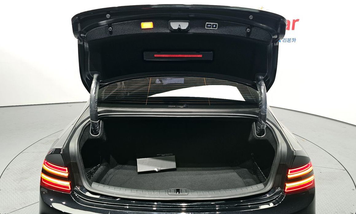 Genesis G80 2025