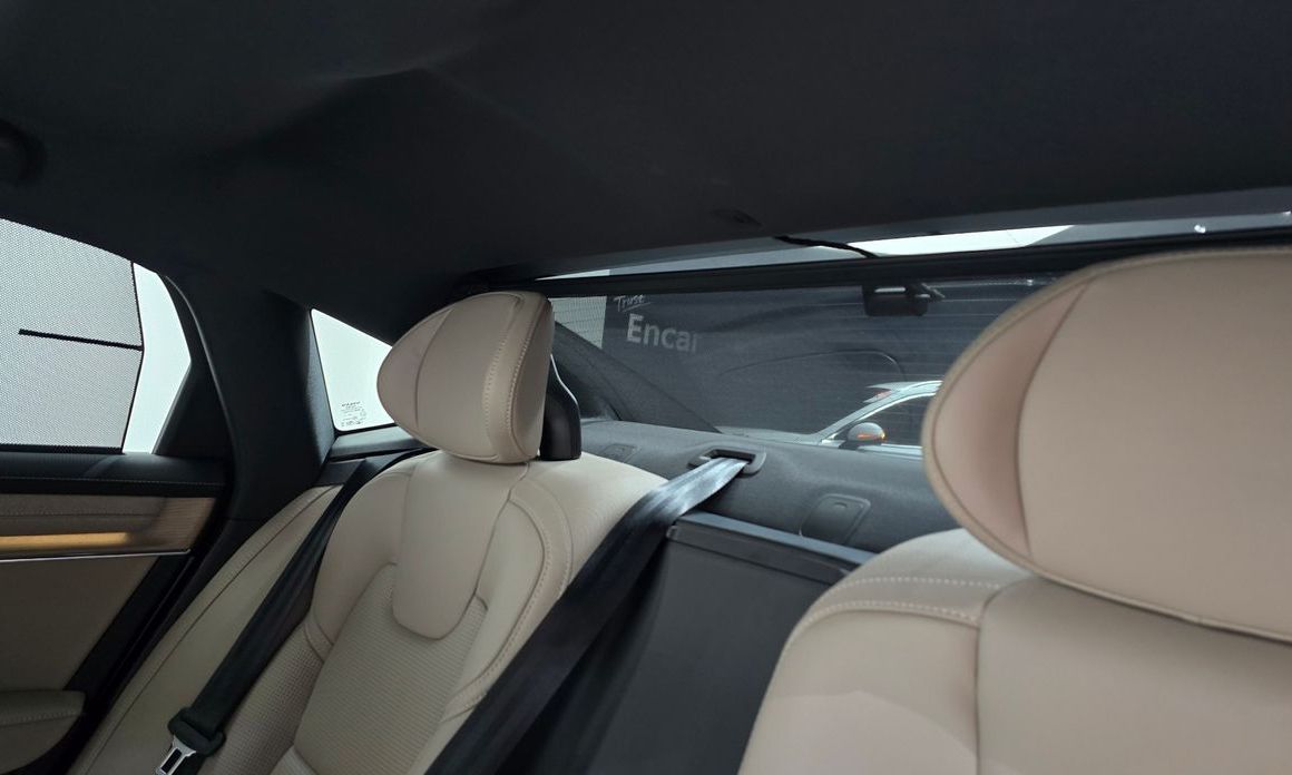 Volvo S90 2026
