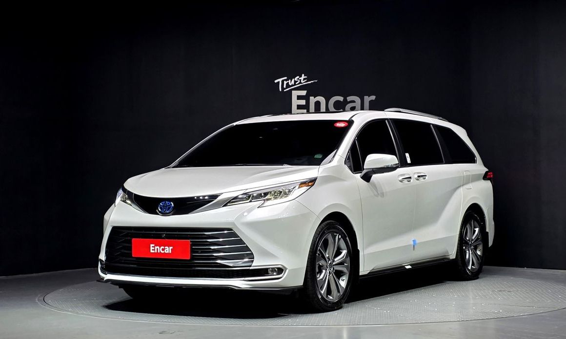 Toyota Sienna 2024