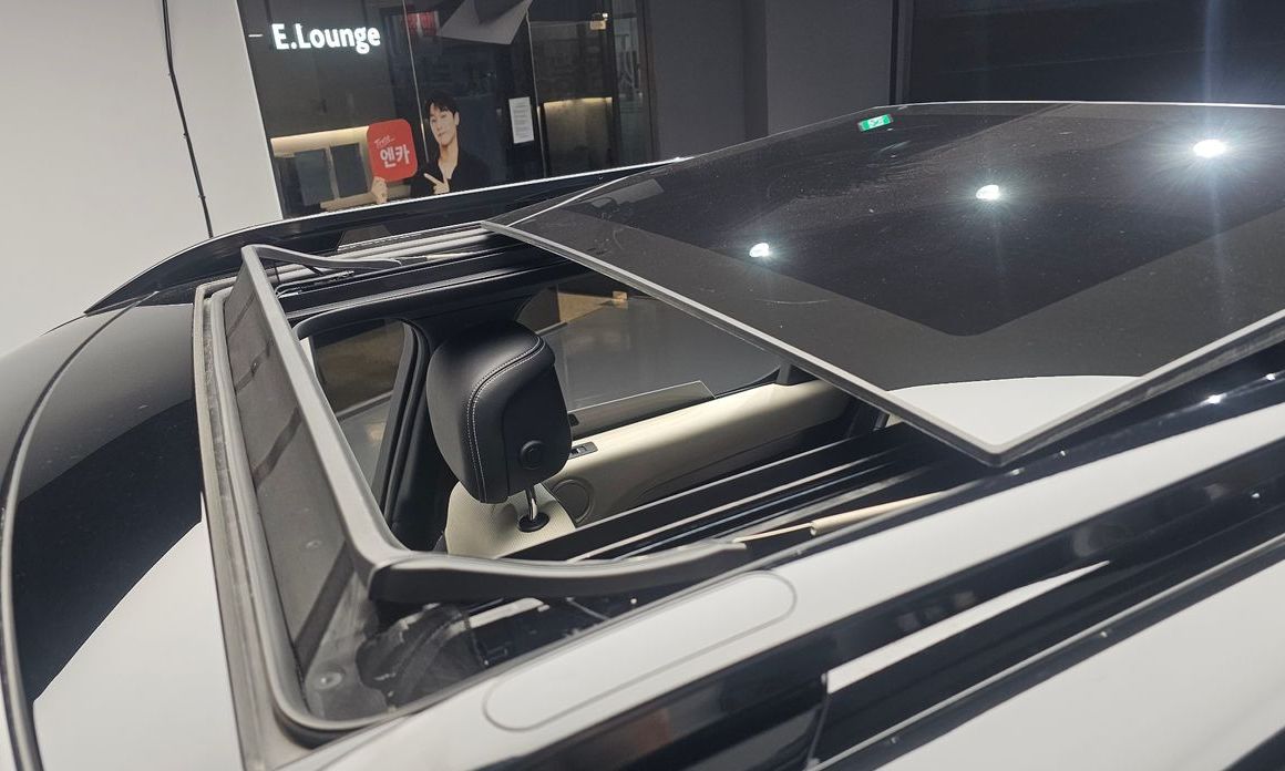 Land Rover Discovery 2023