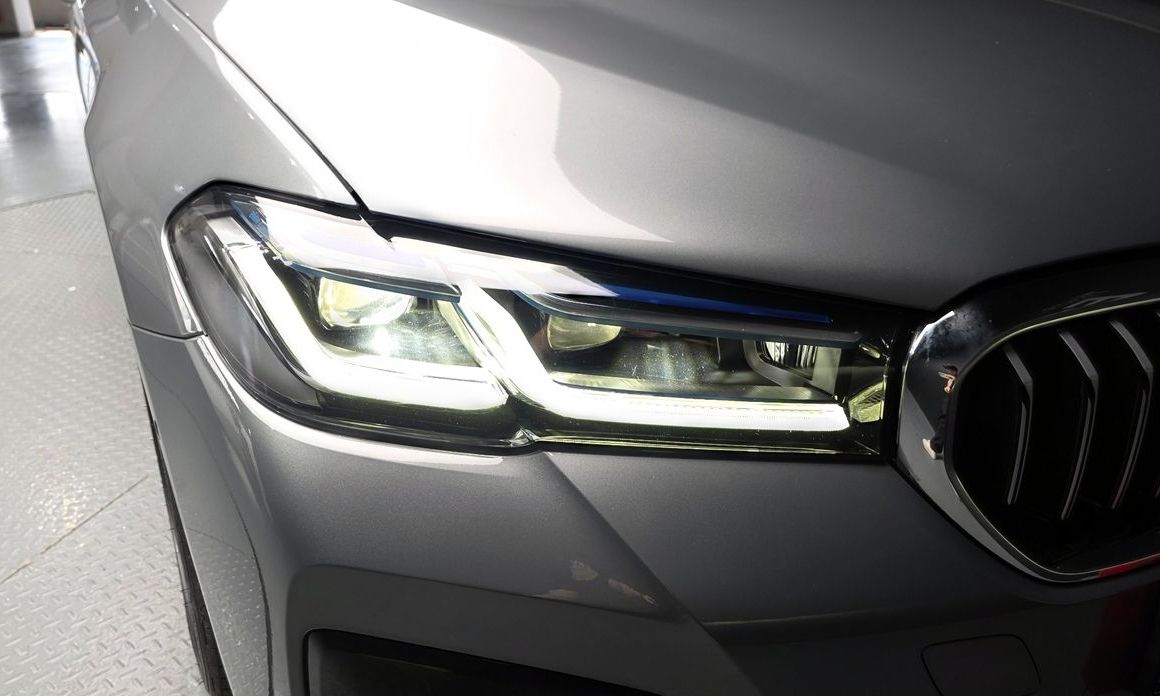 BMW 5-Series 2023