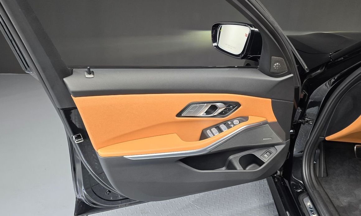 BMW 3-Series 2024