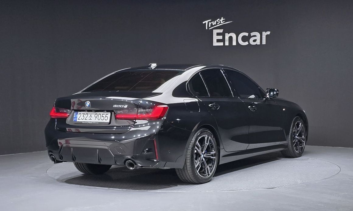BMW 3-Series 2024