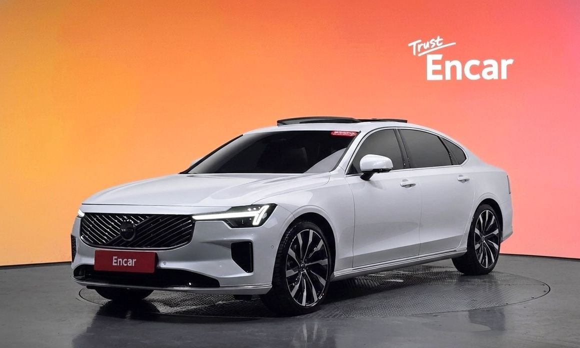 Volvo S90 2026