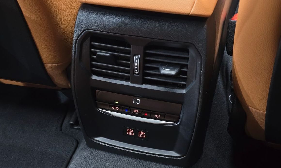 BMW 3-Series 2024