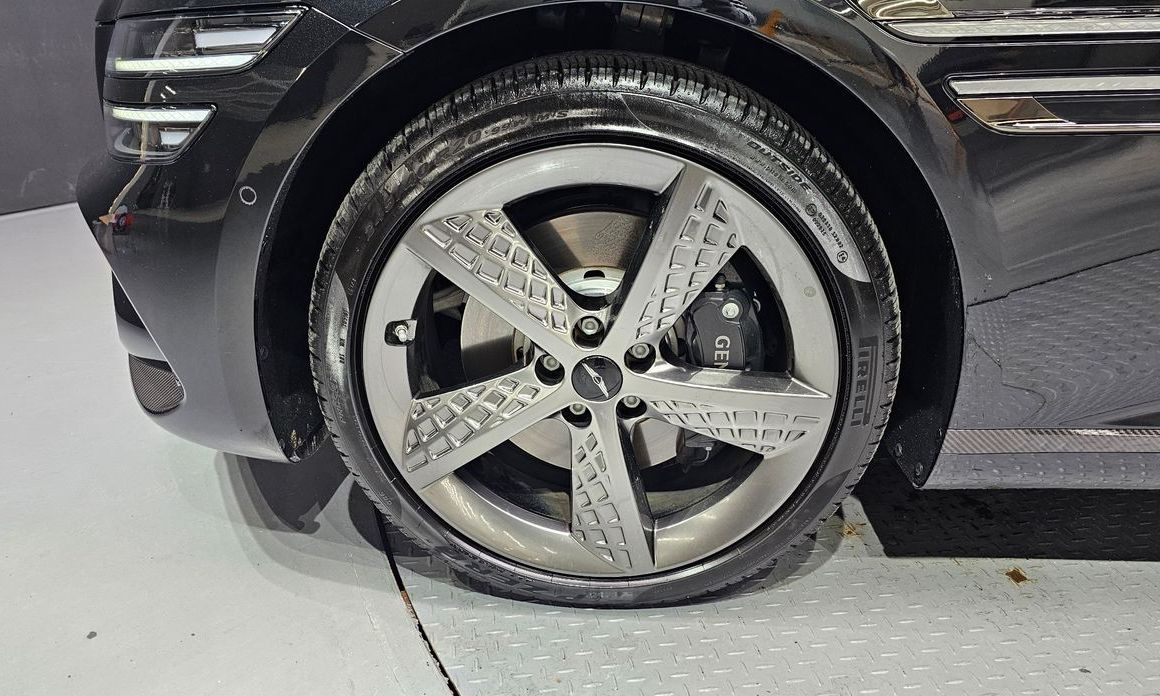 Genesis G80 2025