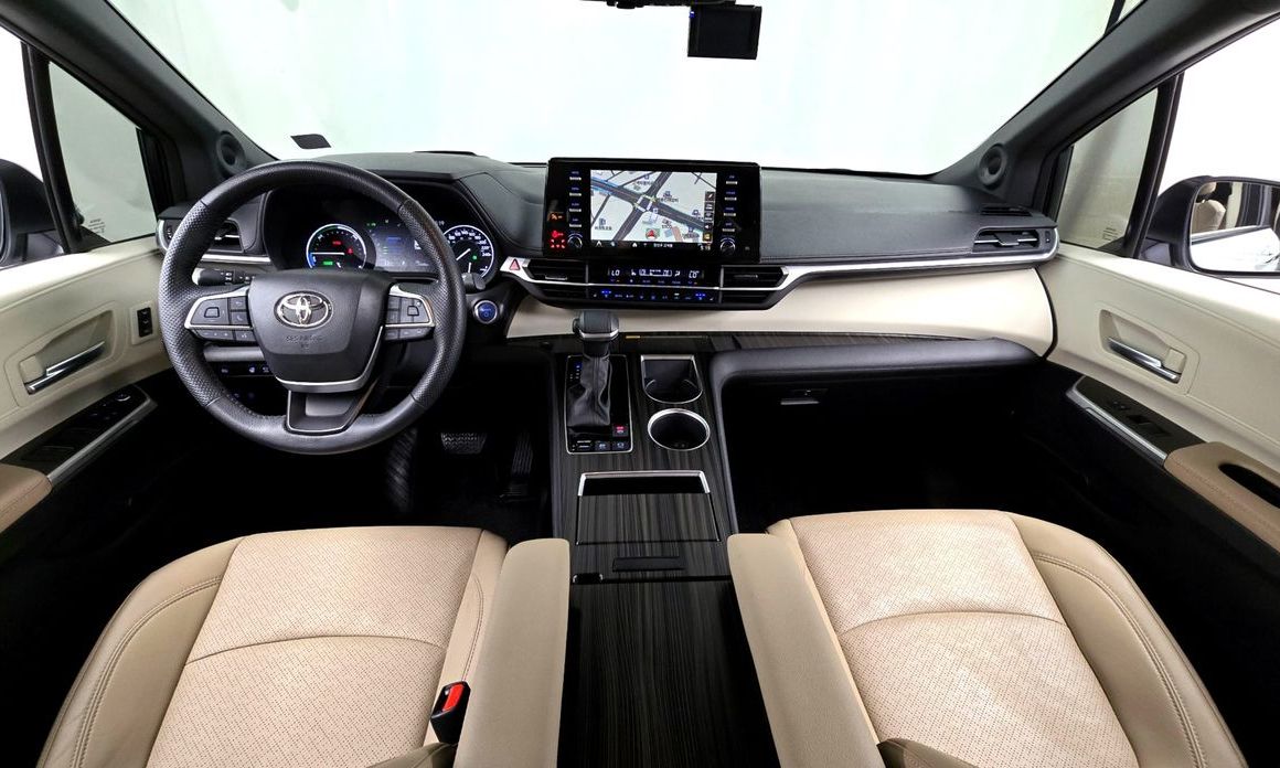Toyota Sienna 2024