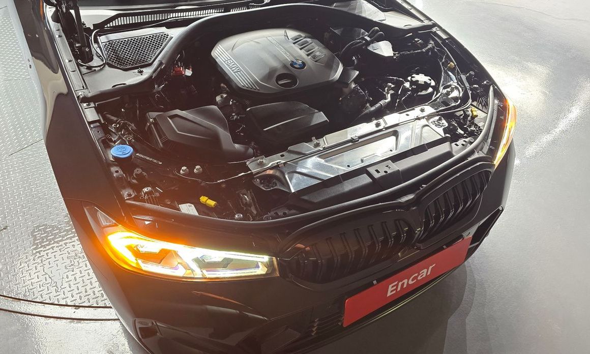BMW 3-Series 2024