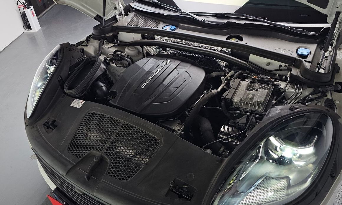Porsche Macan 2021