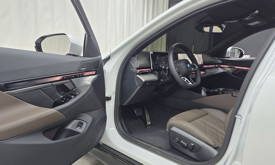 BMW 5-Series 2026