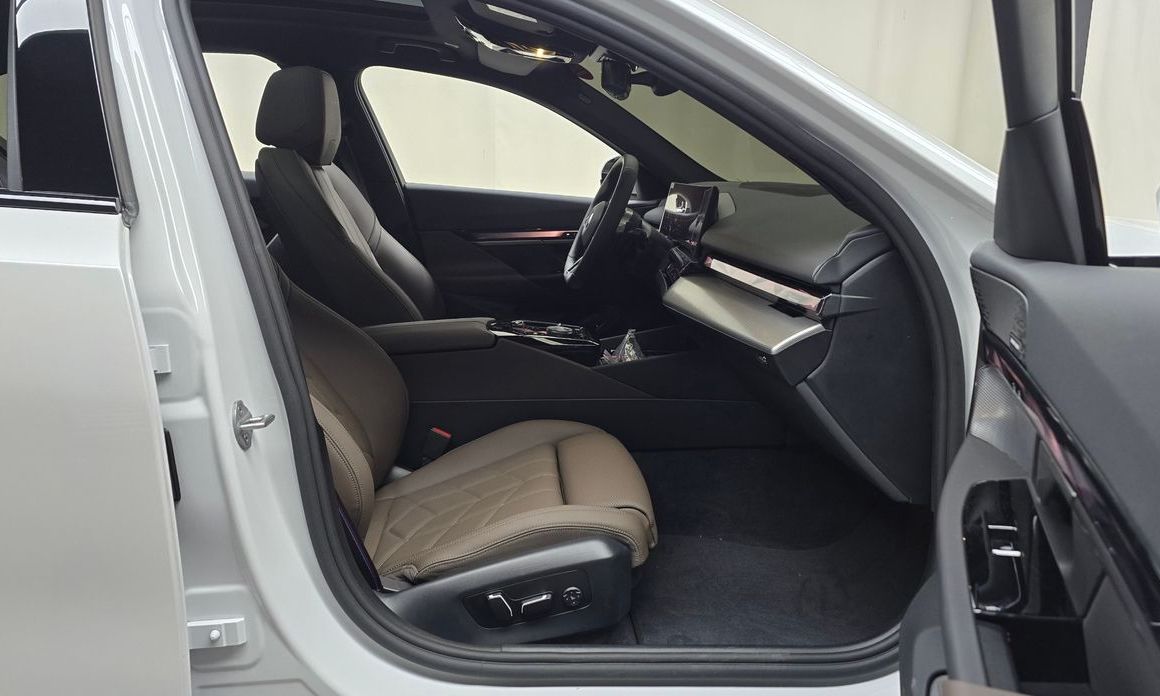 BMW 5-Series 2026