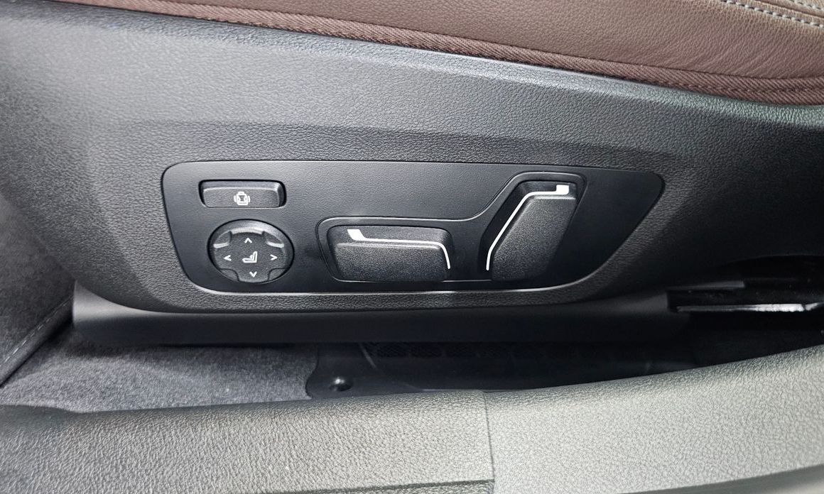 BMW 3-Series 2025