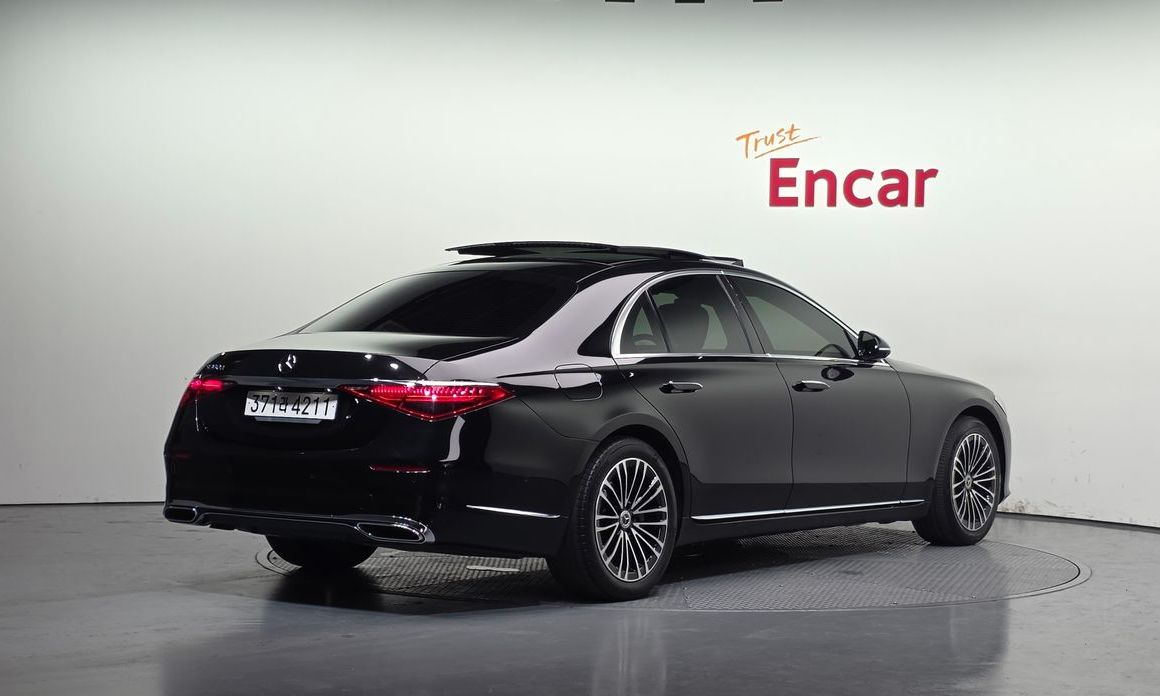 Mercedes-Benz S-Class 2022