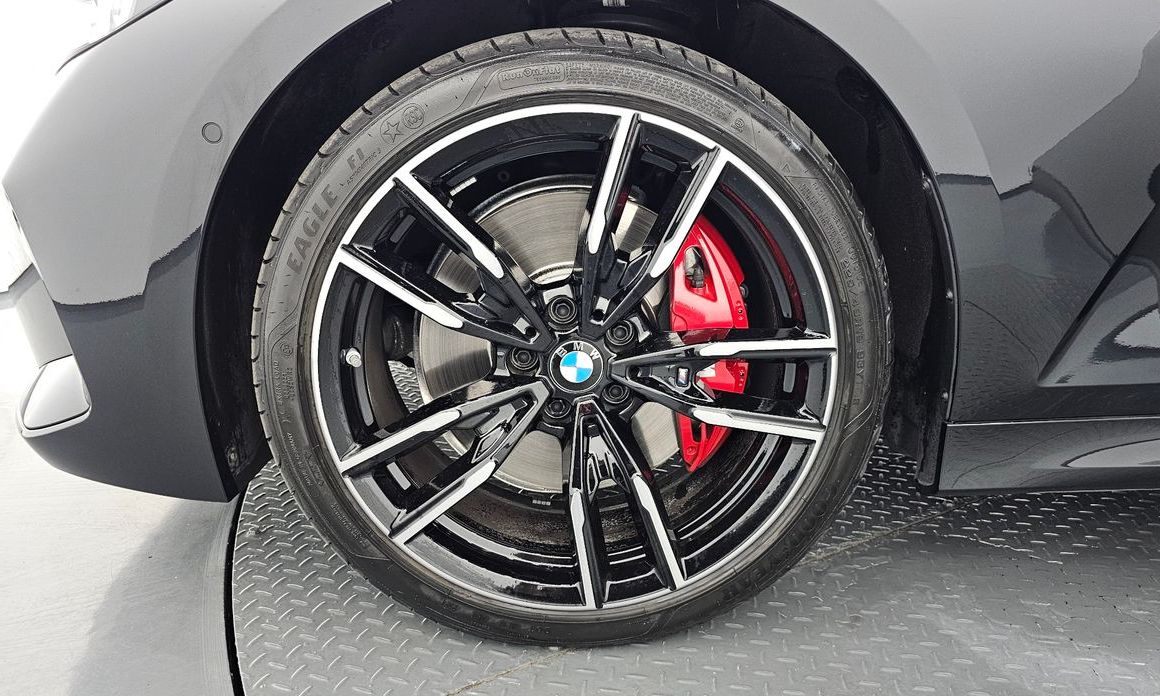 BMW 3-Series 2025