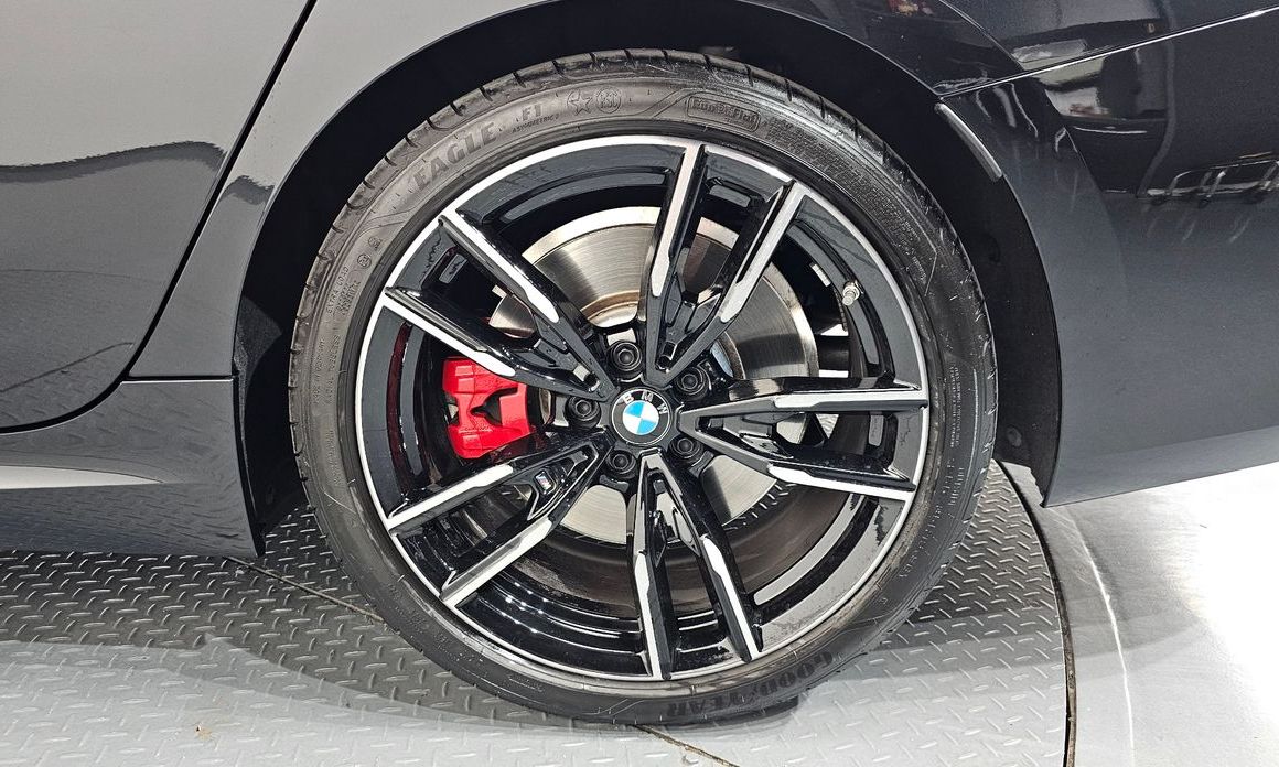 BMW 3-Series 2025
