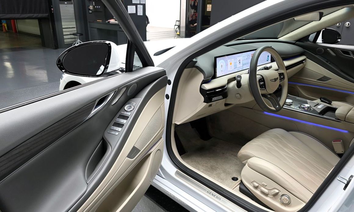 Genesis G80 2025