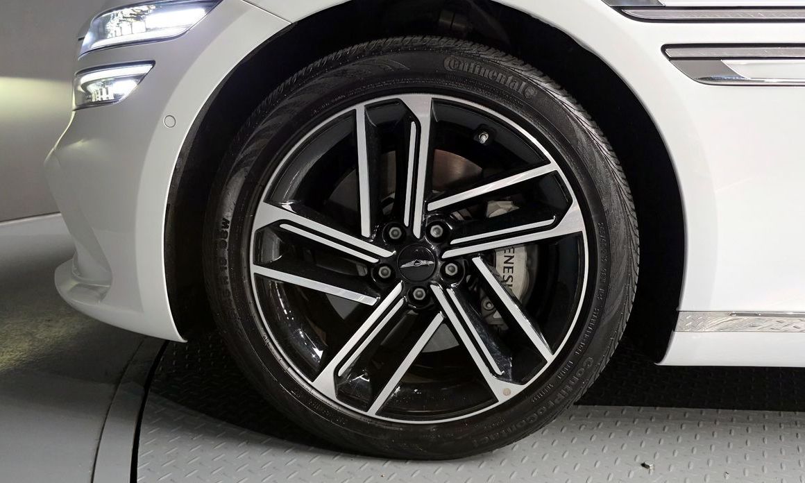 Genesis G80 2025