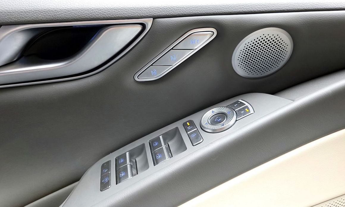 Genesis G80 2025