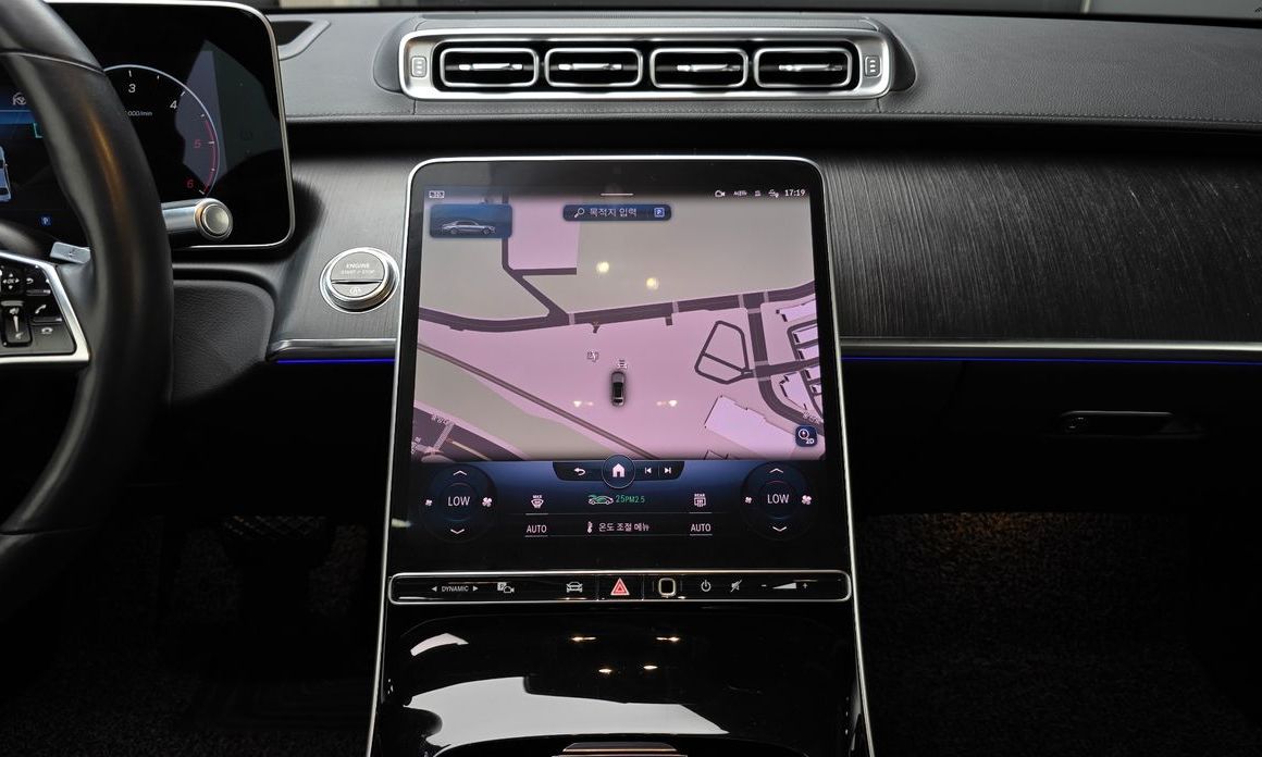 Mercedes-Benz S-Class 2022